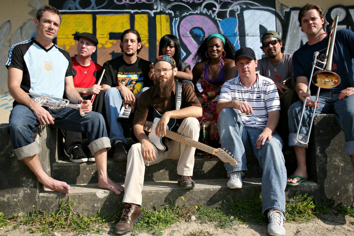 Illustration GROUNDATION - large-groundation-c-philippegassies-02.jpg