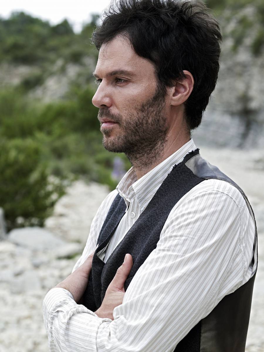 Illustration PIERS FACCINI - large-piersfaccini-by-mark-luscombe-whyte-droits-presse.jpg